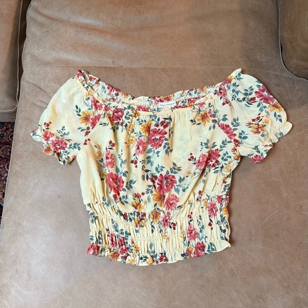 The General Good Marj Smocked Crop Top Yellow Floral Size Medium - Picture 3 of 9